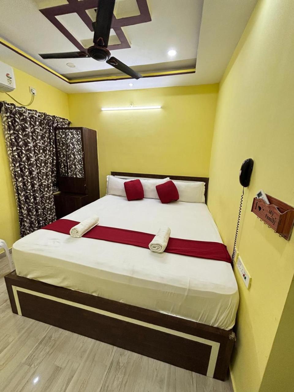 Hotel O Marquis Guest House Calcuta Exterior foto